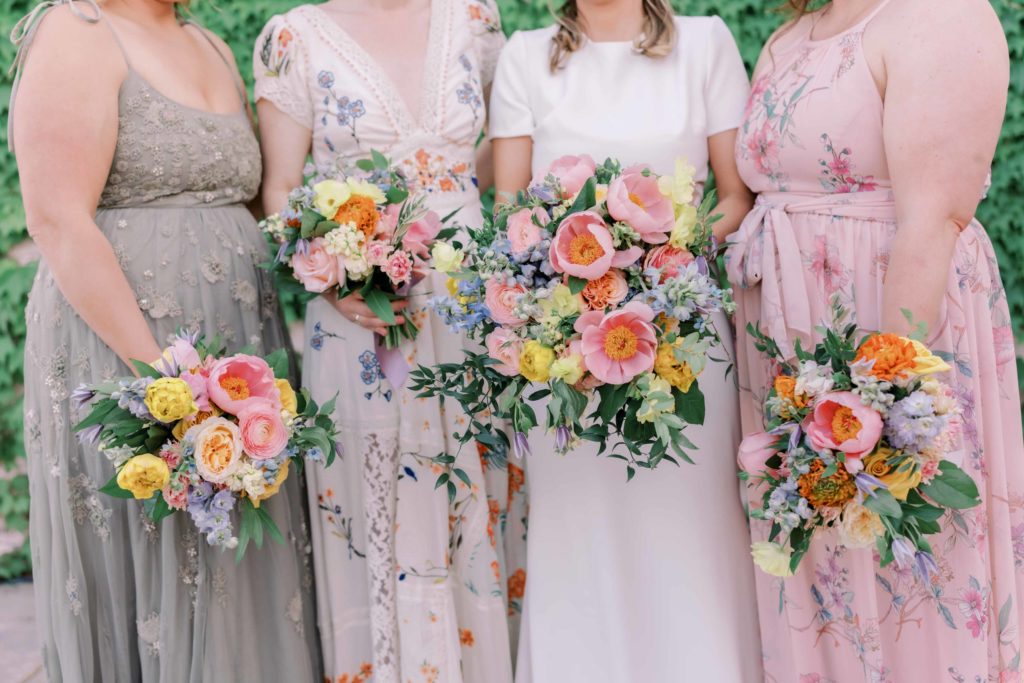 luxury wedding with bridal bouquets oklahoma